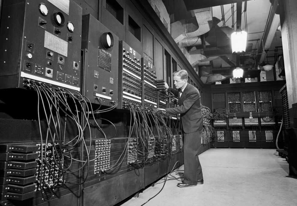 1946年2月14日世界上第一台通用计算机eniac诞生请在