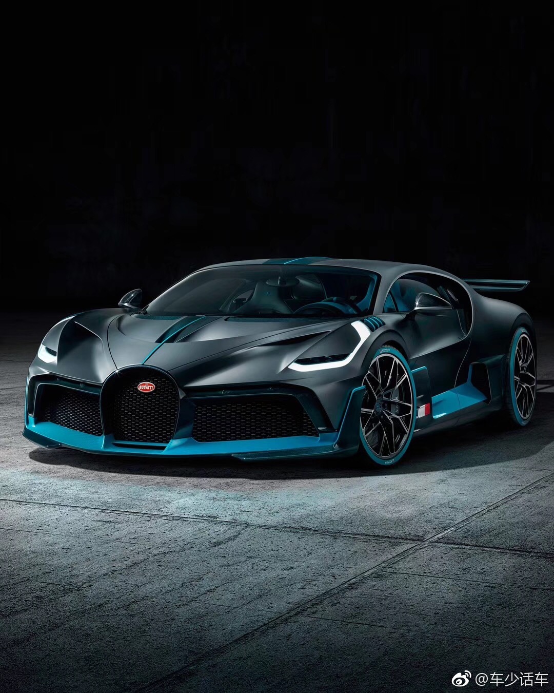 布加迪lvn现实外观 日内瓦车展上_王牌竞速 | 大神