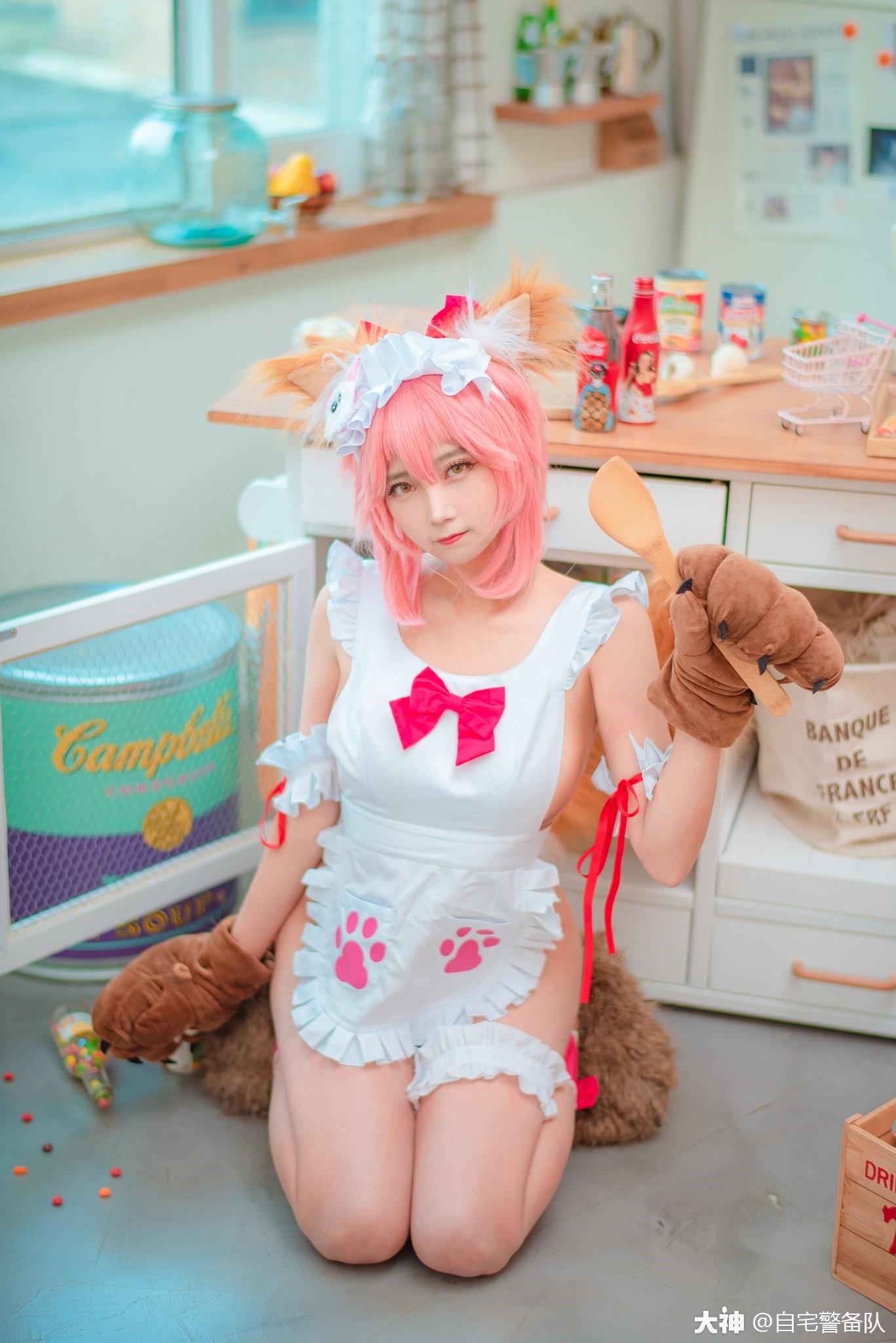 周三福利社双唇似蜜桃的日本萌妹coser