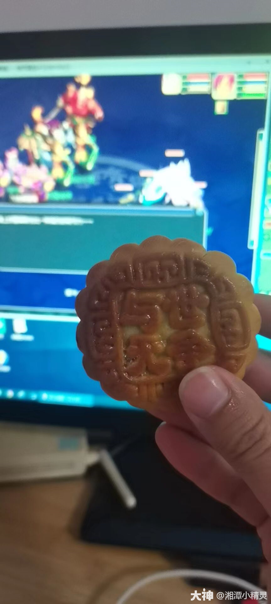 别人家的帮派，帮主在临近中秋之际为帮众送上了定制版“宠爱”礼盒。_梦幻西游 | 大神